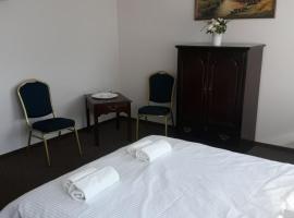 HOTEL SŁOWIANKA, hotel v destinaci Ostrów Mazowiecka
