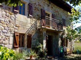 Kukuma Etxea Habitaciones con derecho a cocina ค็อทเทจในGalarreta