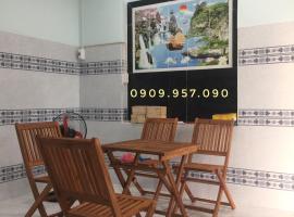Homestay CÁT TIÊN, hotel uz plažu u gradu 'Long Hai'