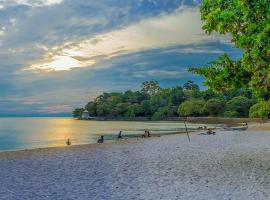 Hotel de la Plage, hotel a Kep