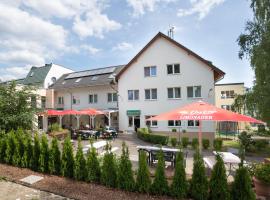 Berghotel Tambach, hotel con estacionamiento en Tambach-Dietharz