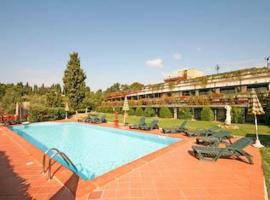 Hotel Gemini, hotel Casole dʼElsában