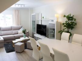 LA CARIHUELA - TORREMOLINOS ALQUILER DE CASA VACACIONAL MALAGA