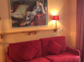 Residenze Sonnenschein Casa Rossa, apart-hotel em Villabassa