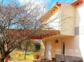 Sueño del Champaquí, hotel dengan parking di Villa Las Rosas