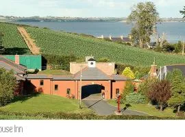 The Old Schoolhouse Inn