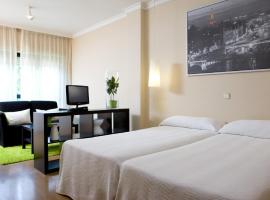 Apartamentos TH La Florida, hotel cerca de Palacio de la Zarzuela, Madrid