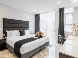 Holiday Inn & Suites - Parramatta Marsden Street, an IHG Hotel, hotel near Qudos Bank Arena, Sydney