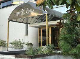 Zemu izmaksu kategorijas viesnīca Hotel Cora pilsētā Karate Brianca