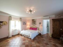 Residence La Pera Bugiarda, Ferienwohnung mit Hotelservice in Venaria Reale