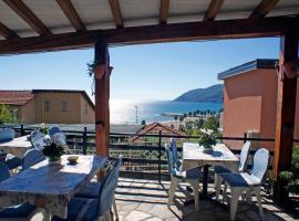 Albergo La Pineta, hotel u gradu Marina d'Andora