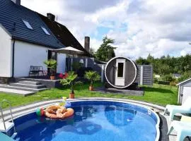 Las, woda i przygoda - dom z sauną i basenem