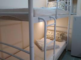 Адмирал хостел, hostel in Odesa