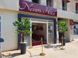 Nevers Hotel