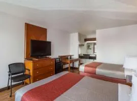 Motel 6-Van Buren, AR I- 40