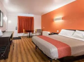 Motel 6-Schenectady, NY