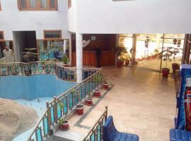 Fairyland Hotel, hotel a Nārān