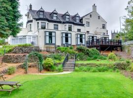 Anglesey Arms Hotel, hotel di Menai Bridge