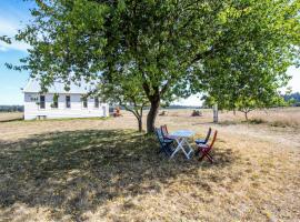 Historic Officer's Farmhouse at OLF, villa a Coupeville