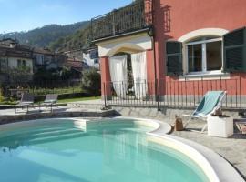Villa Paola - Cinque Terre unica! pool e AC!, familiehotell i Pignone
