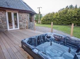 North Balkello Cottage, hotel s jacuzzi v destinácii Dundee