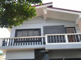 Bangles Homestay, hotel em Coron