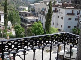 Casa Rosa, hotel in Trevélez