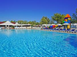 Butterfly Camping Village, hotel Peschiera del Gardában