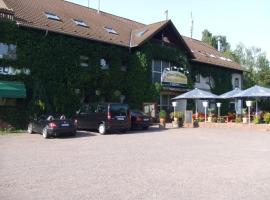 Hotel Restaurant Zur Hexe, hotel in Überherrn
