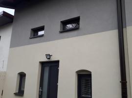 Apartament TA3, khách sạn ở Veľký Slavkov