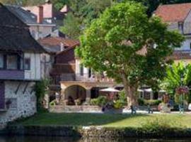 Logis hotel les flots bleus, hotel u gradu 'Beaulieu-sur-Dordogne'