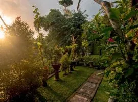 Ubud Wins Bungalow