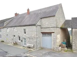 Holiday Home in Couvin near Château de Chimay