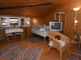 kleines Appartment auf Gestütsanlage