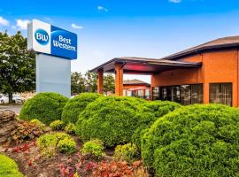 Best Western Hotel Brossard, מלון בברוסארד