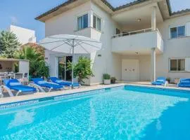 Villa Maria