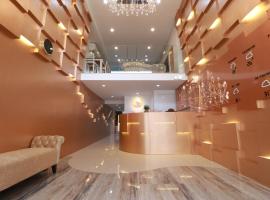 The LOL Elephant Hostel、バンコクのホテル