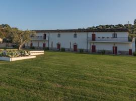 Agriturismo di Serragiumenta、アルトモンテの駐車場付きホテル