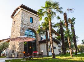 Villa Colli Storici, apartment in Desenzano del Garda