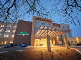 Gundersen Hotel & Suites, hotel em La Crosse