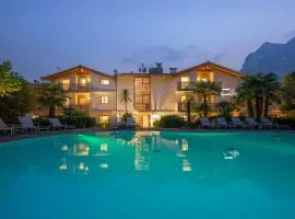 4 Limoni Apartment Resort
