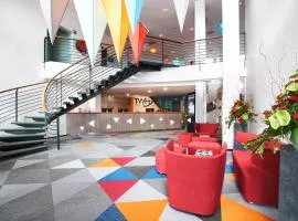 Trans World Hotel Donauwelle