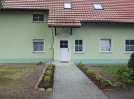 Ferienwohnung am großen Stein, ξενοδοχείο σε Leutersdorf