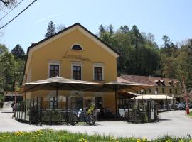 Hotel Lavica, hotel di Samobor