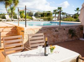 Es moli de na Sebastiana, hotel cerca de Faro del cabo de las Salinas, Ses Salines