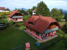 Ferienhäuser Inge und Seeblick, cheap hotel in Oberaichwald