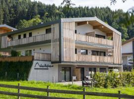 das Stefan - Ferienwohnungen in den Kitzbüheler Alpen, hotel with parking in Oberndorf in Tirol