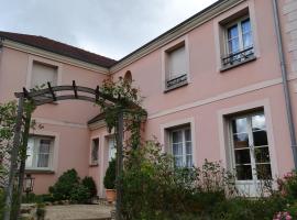 la maison du saussoy โรงแรมราคาถูกในSaint-Augustin