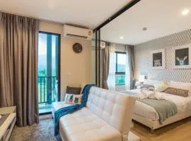 Bangtao,Layan beach apartment