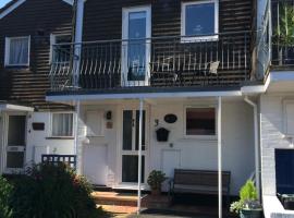 Anchor Cottage, holiday home in East Cowes